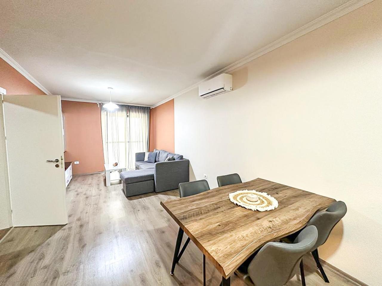 Grand Park 2Br Apartment Tirana Eksteriør billede