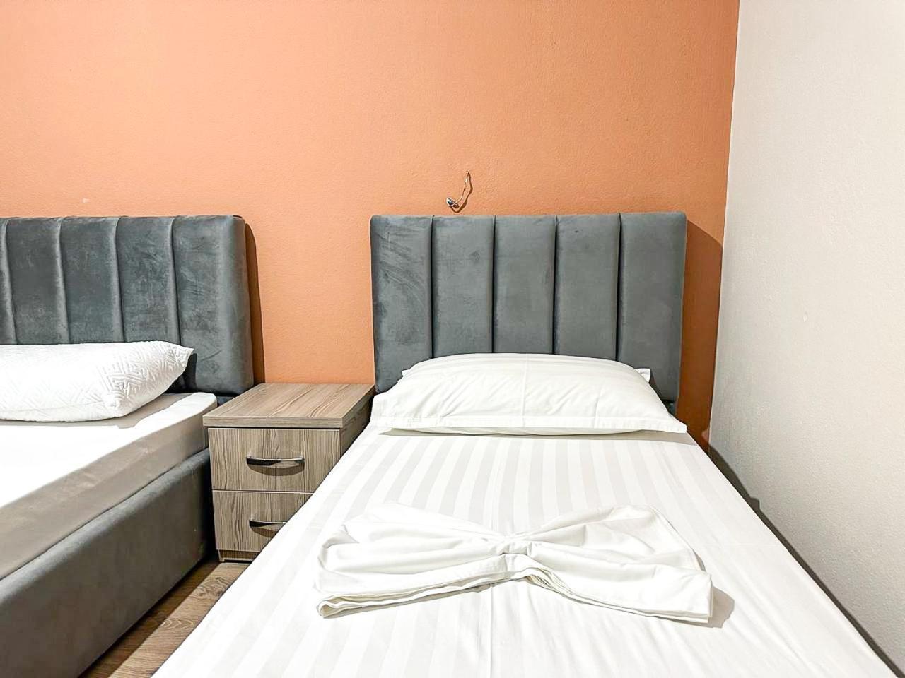 Grand Park 2Br Apartment Tirana Eksteriør billede
