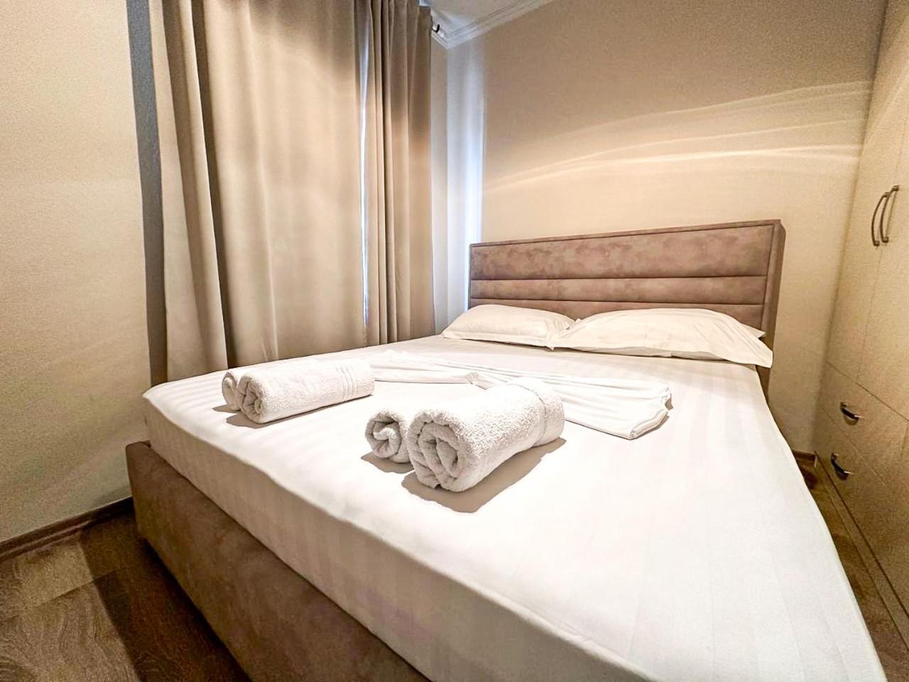 Grand Park 2Br Apartment Tirana Eksteriør billede